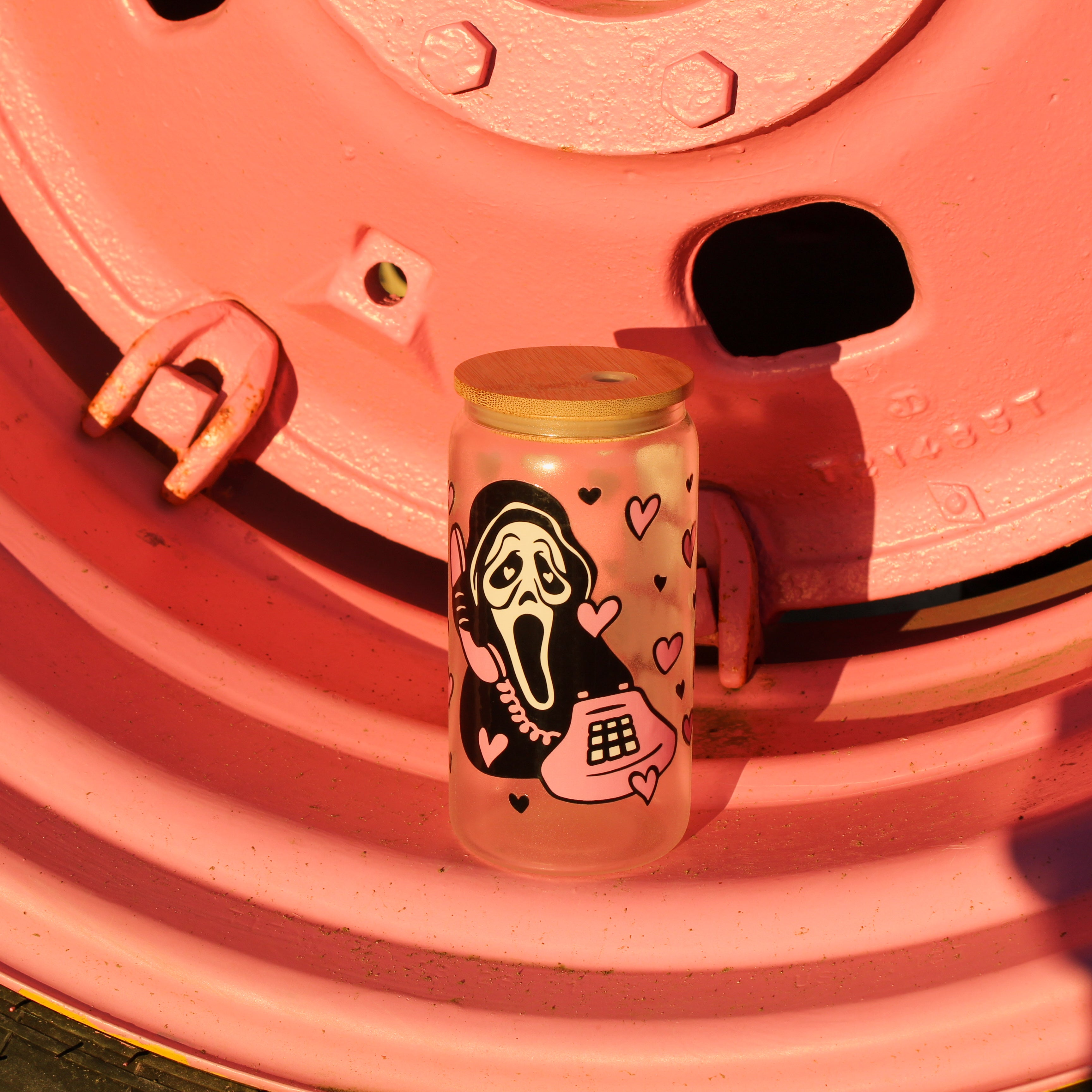 Spooky Call Glass Can